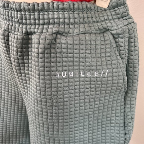 Quilted Cloud Shorts - THE JUBILEE APPAREL - Picture 4 of 7